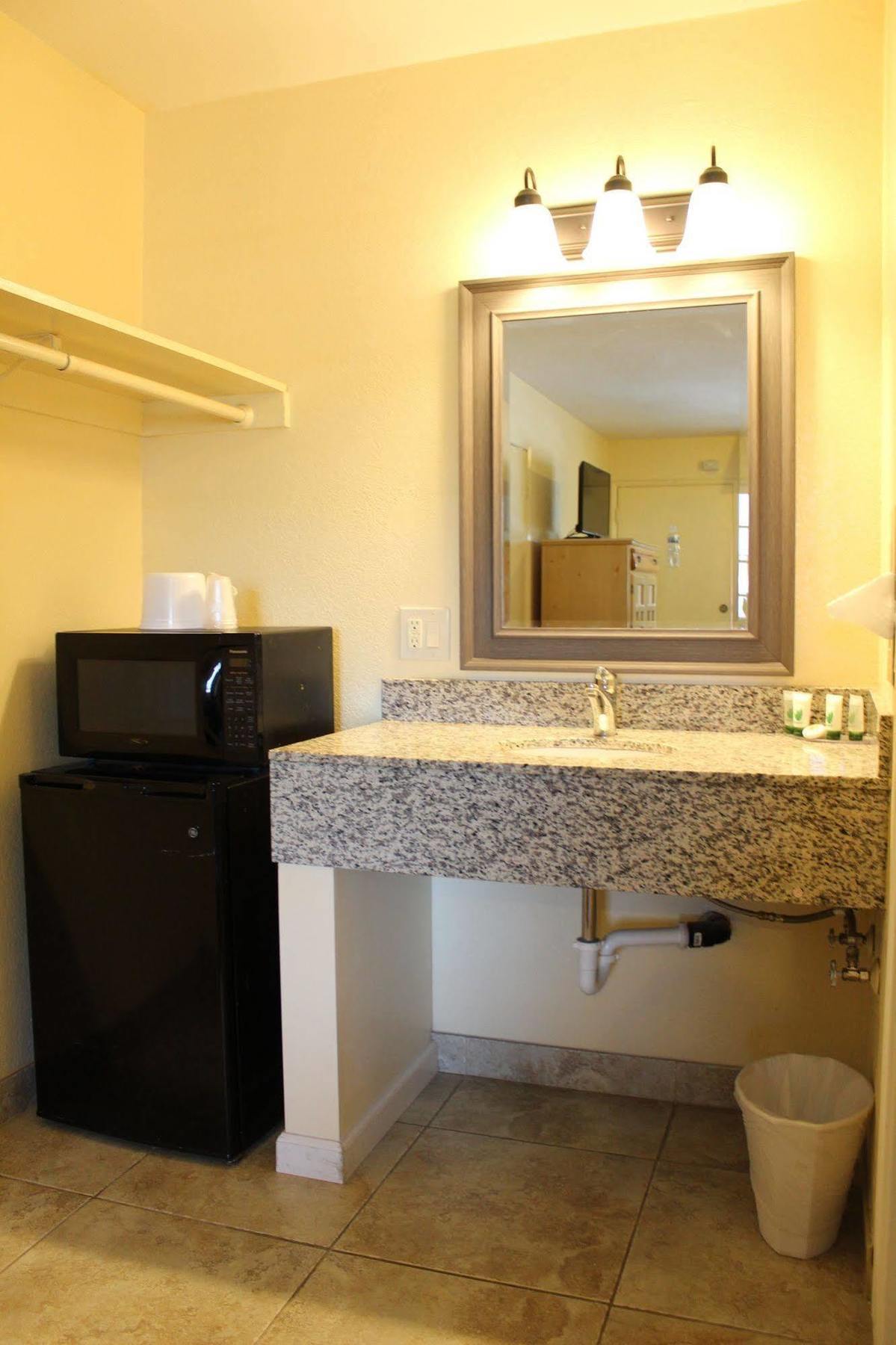Beachway Inn Arroyo Grande Dış mekan fotoğraf